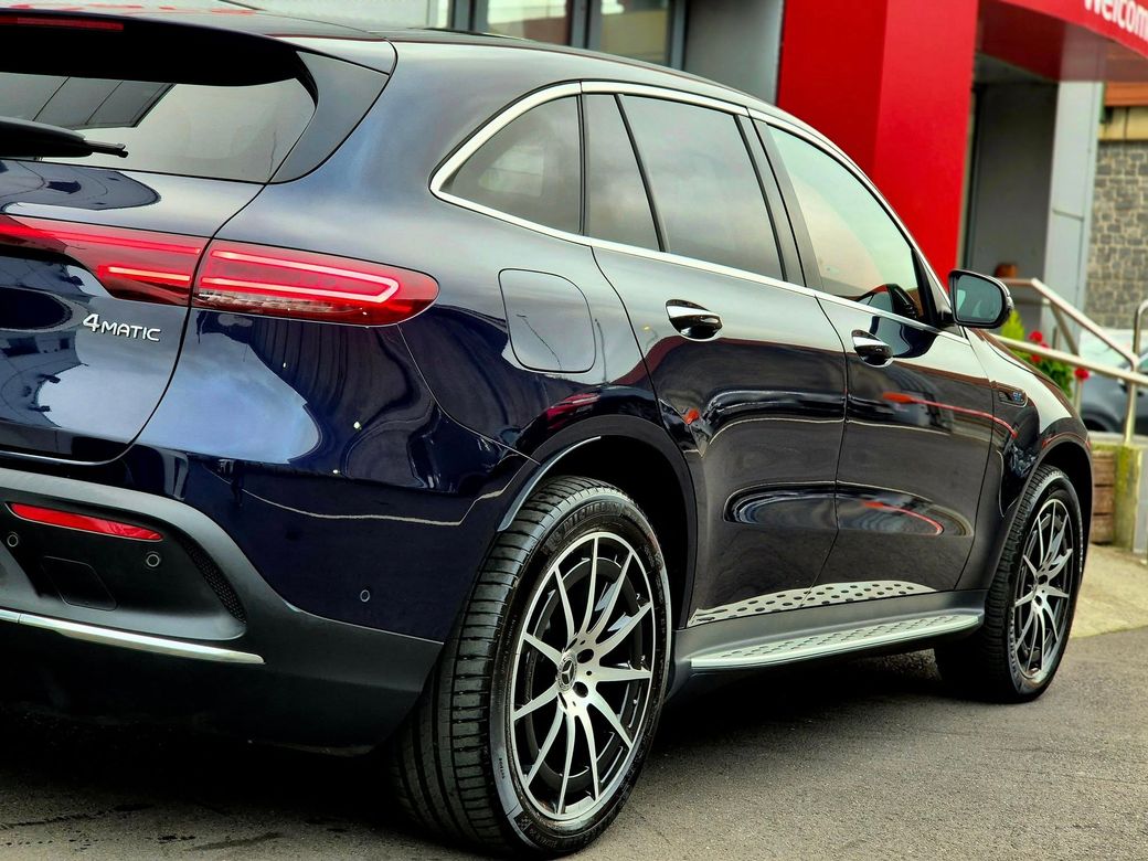 2022 Mercedes-Benz EQC