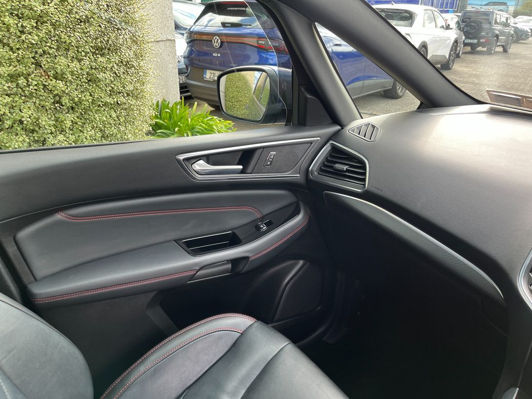 2023 Ford S-Max