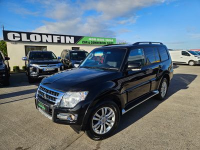 2015 Mitsubishi Pajero