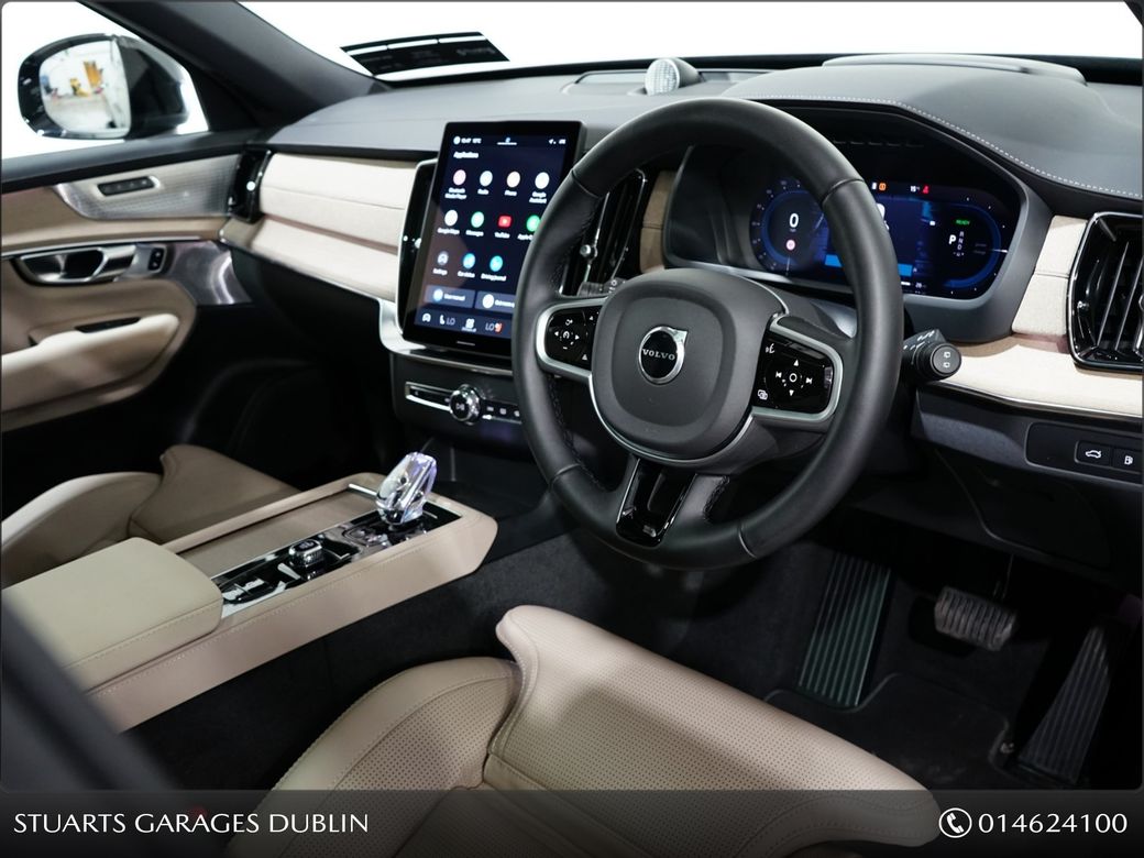 2025 Volvo XC90