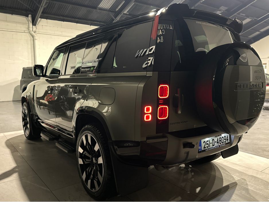 2025 Land Rover Defender