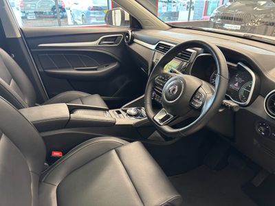 2021 MG ZS