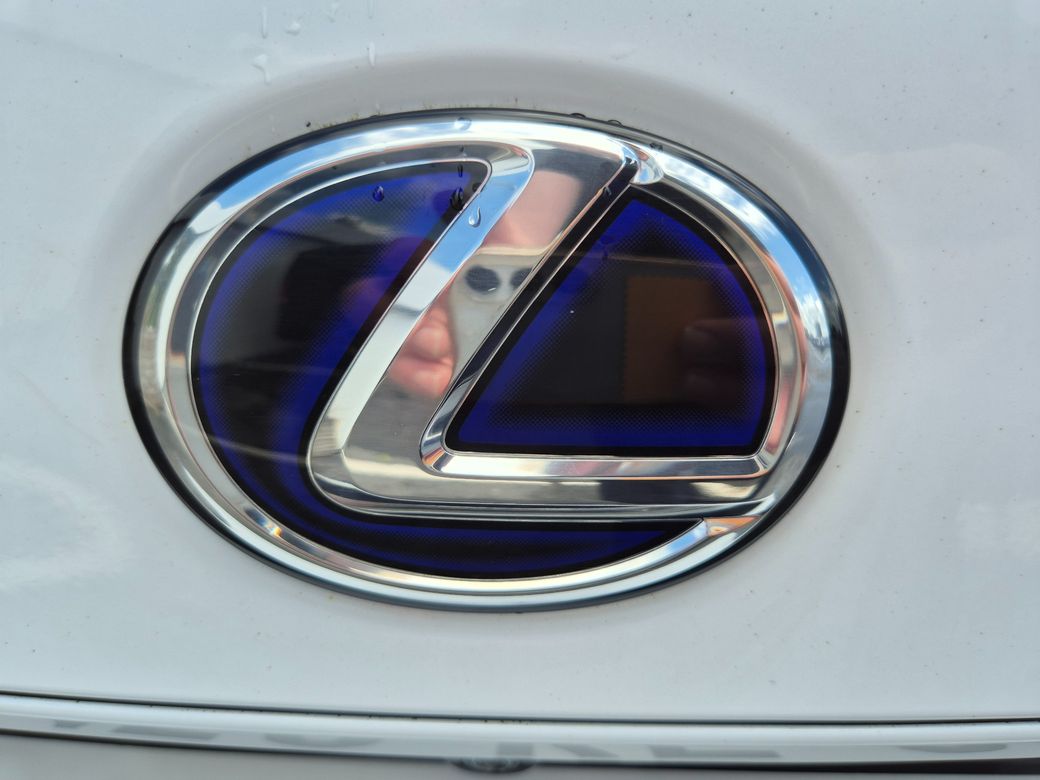 2015 Lexus IS 300h