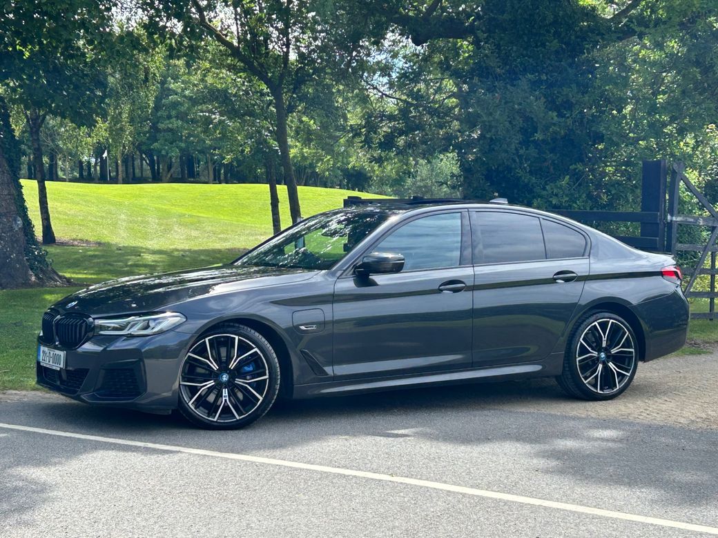 2022 BMW 5 Series
