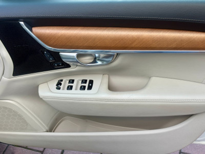 2020 Volvo V90