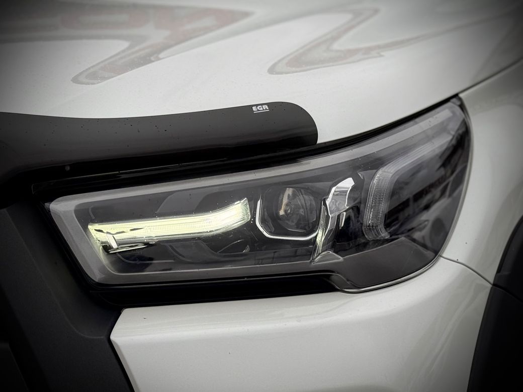 2021 Toyota Hilux