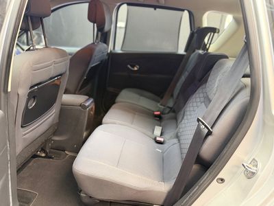 2011 Renault Scenic