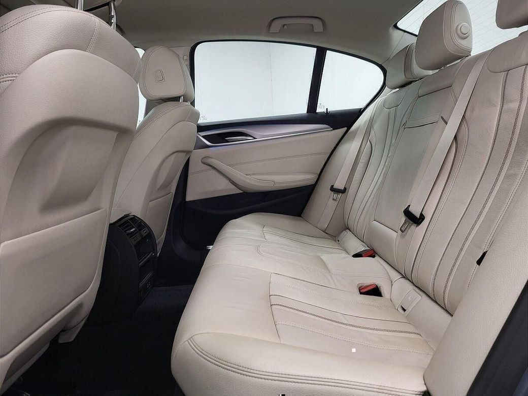 2021 BMW 5 Series