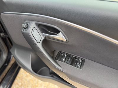 2017 Volkswagen Polo
