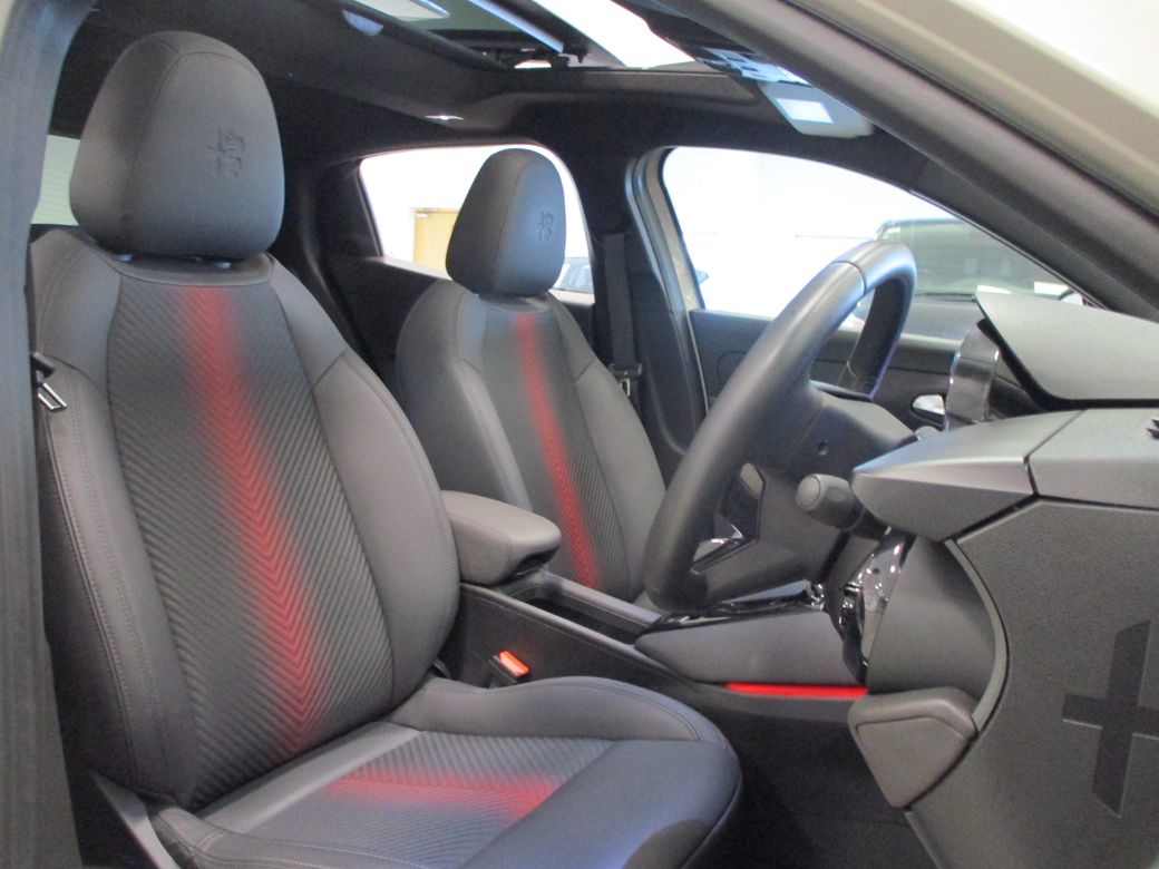 2025 Alfa Romeo Junior