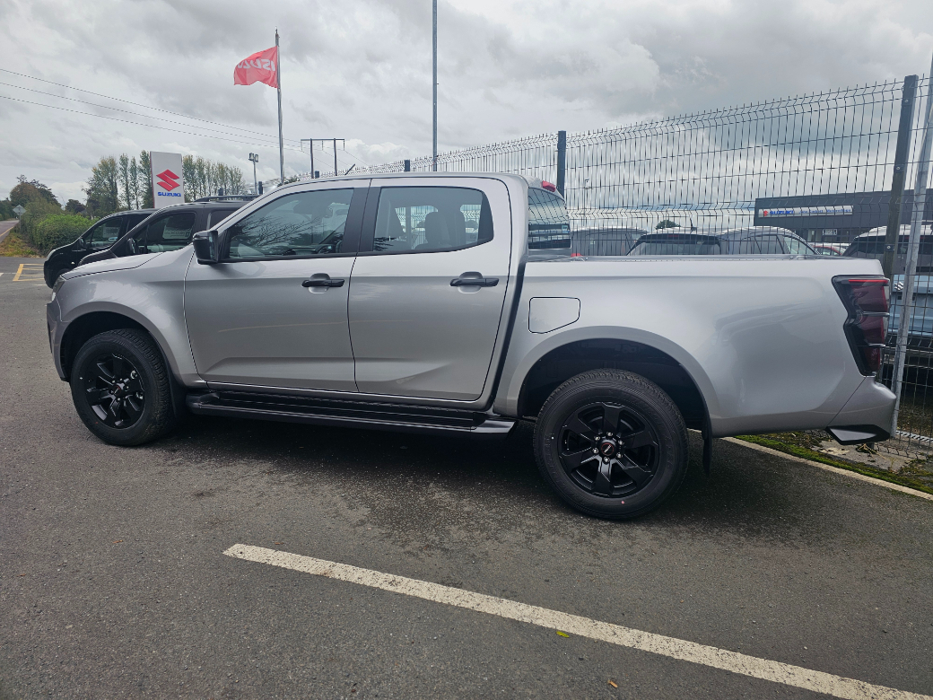 2025 Isuzu D-MAX