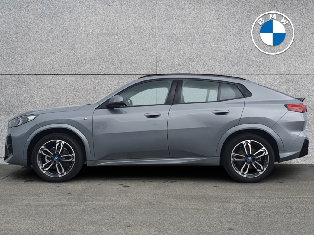 2025 BMW iX2