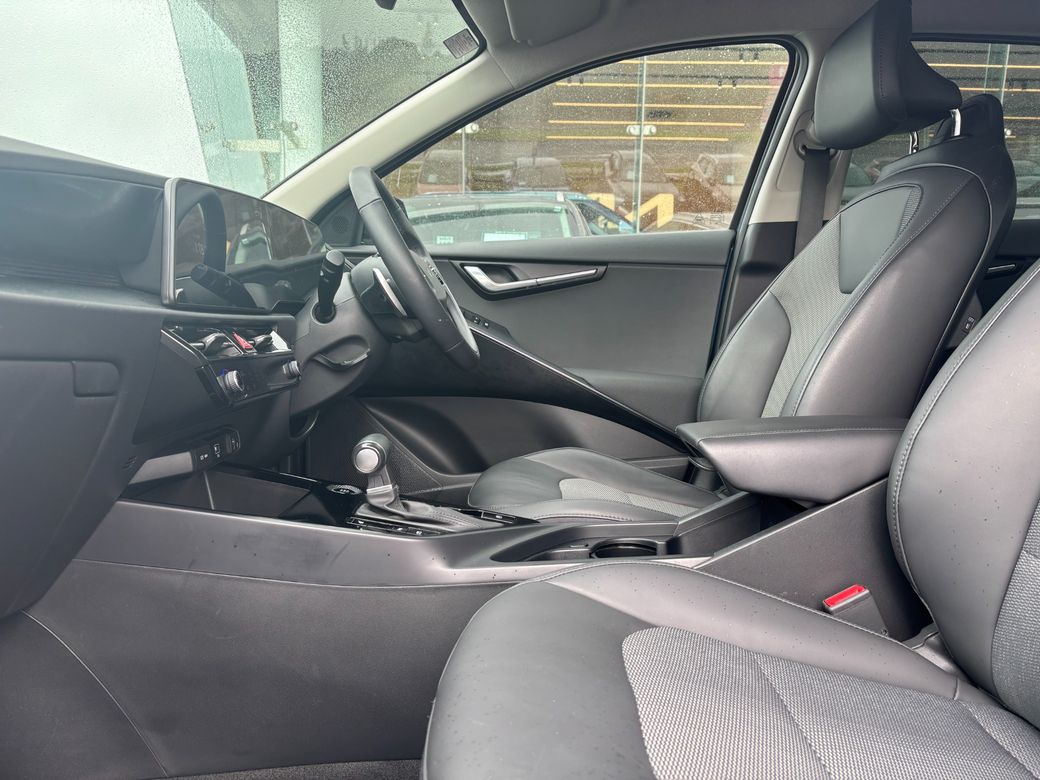 2023 Kia Niro