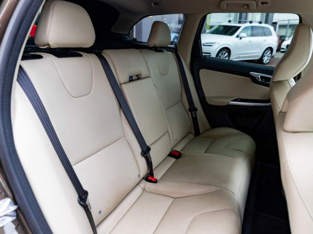 2016 Volvo XC60
