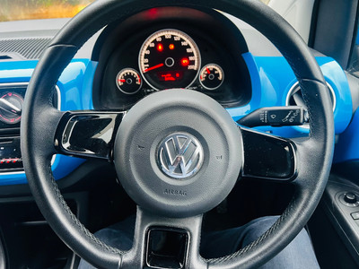 2014 Volkswagen up!