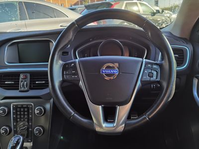 2014 Volvo V40