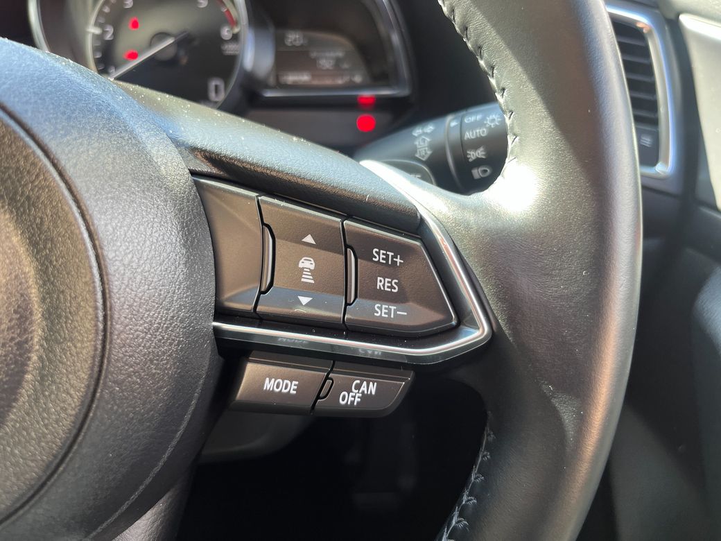 2019 Mazda Axela