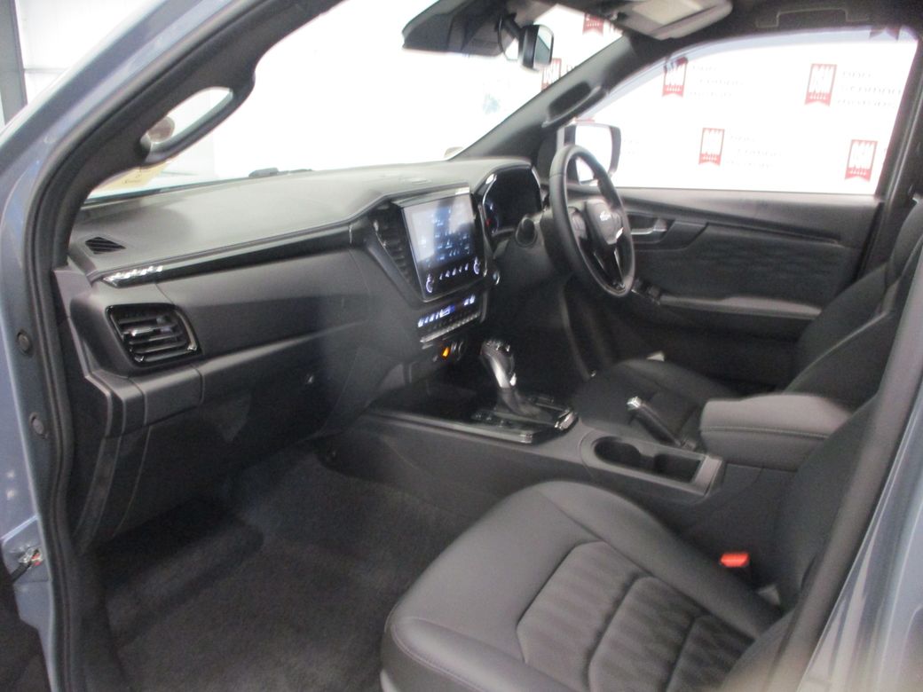 2025 Isuzu D-MAX