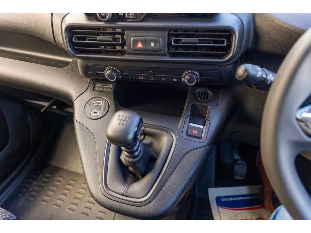 2026 Peugeot Partner