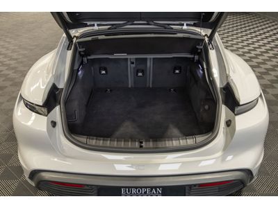 2023 Porsche Taycan