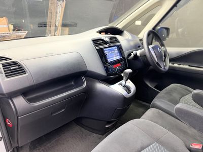 2014 Nissan Serena