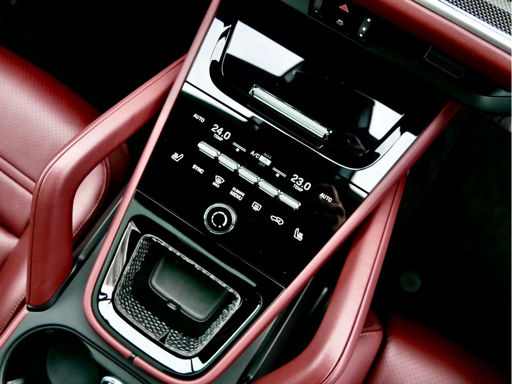 2024 Porsche Cayenne