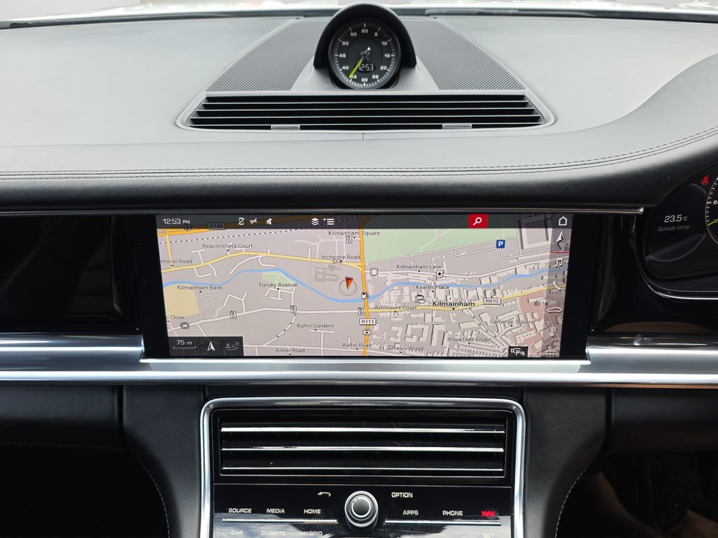 2019 Porsche Panamera