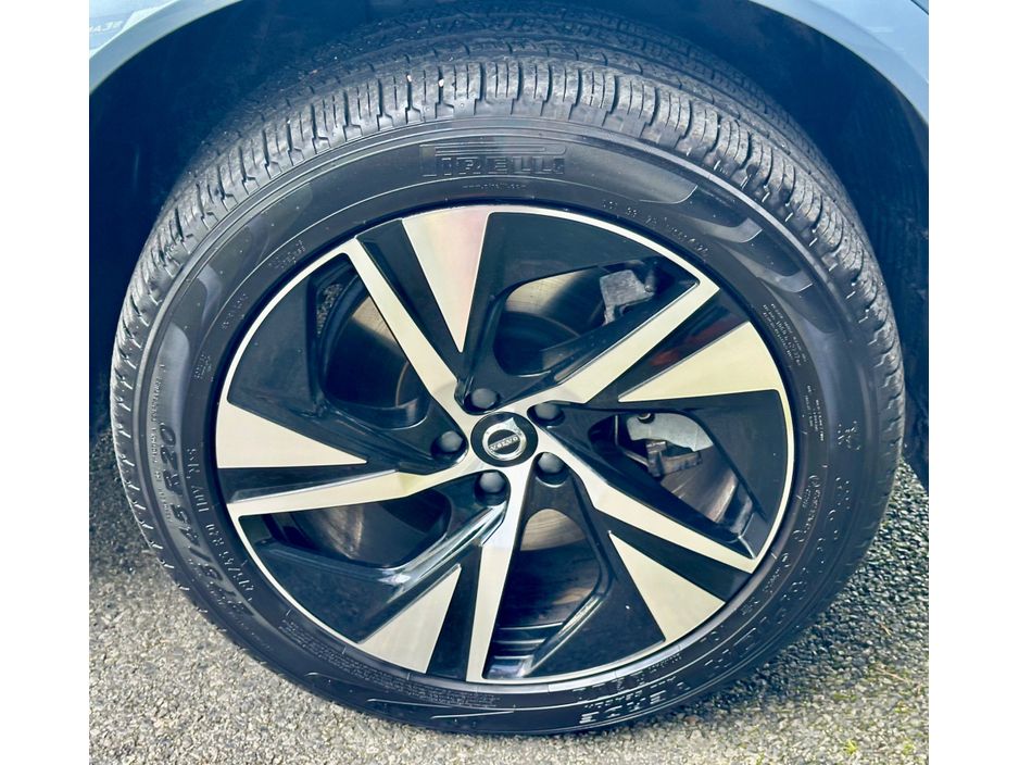 2022 Volvo XC90