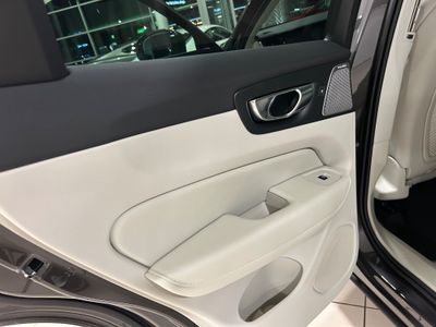 2025 Volvo XC60