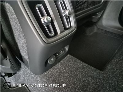 2026 Volvo Ex40