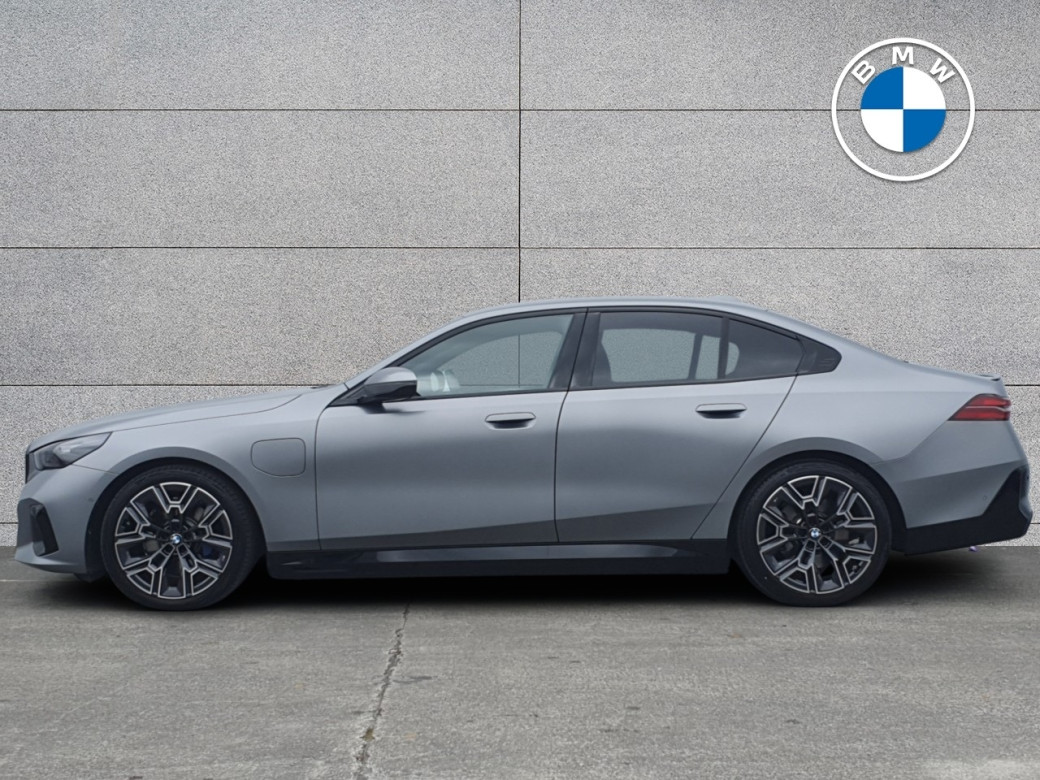 2026 BMW 530