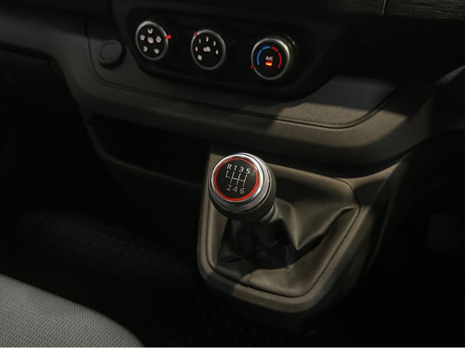 2023 Renault Trafic