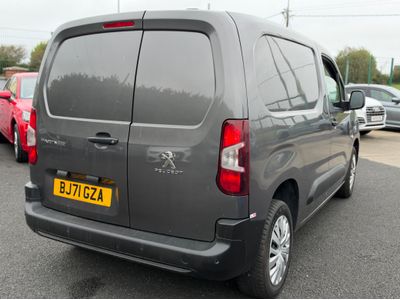 2021 Peugeot Partner
