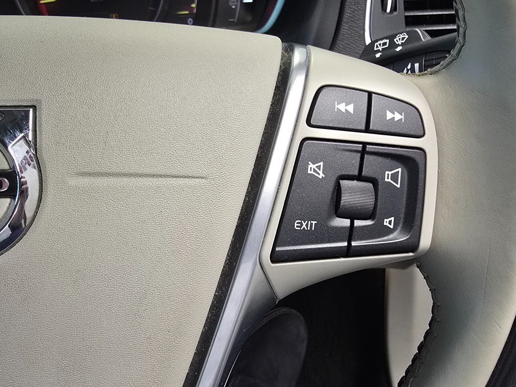 2016 Volvo V40