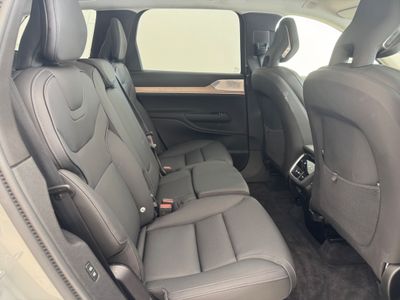 2025 Volvo EX90
