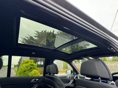 2023 BMW X7