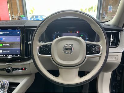 2023 Volvo XC60