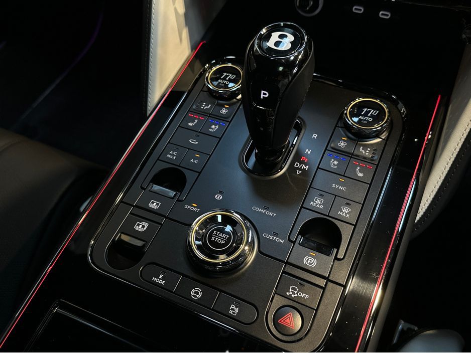 2025 Bentley Flying Spur