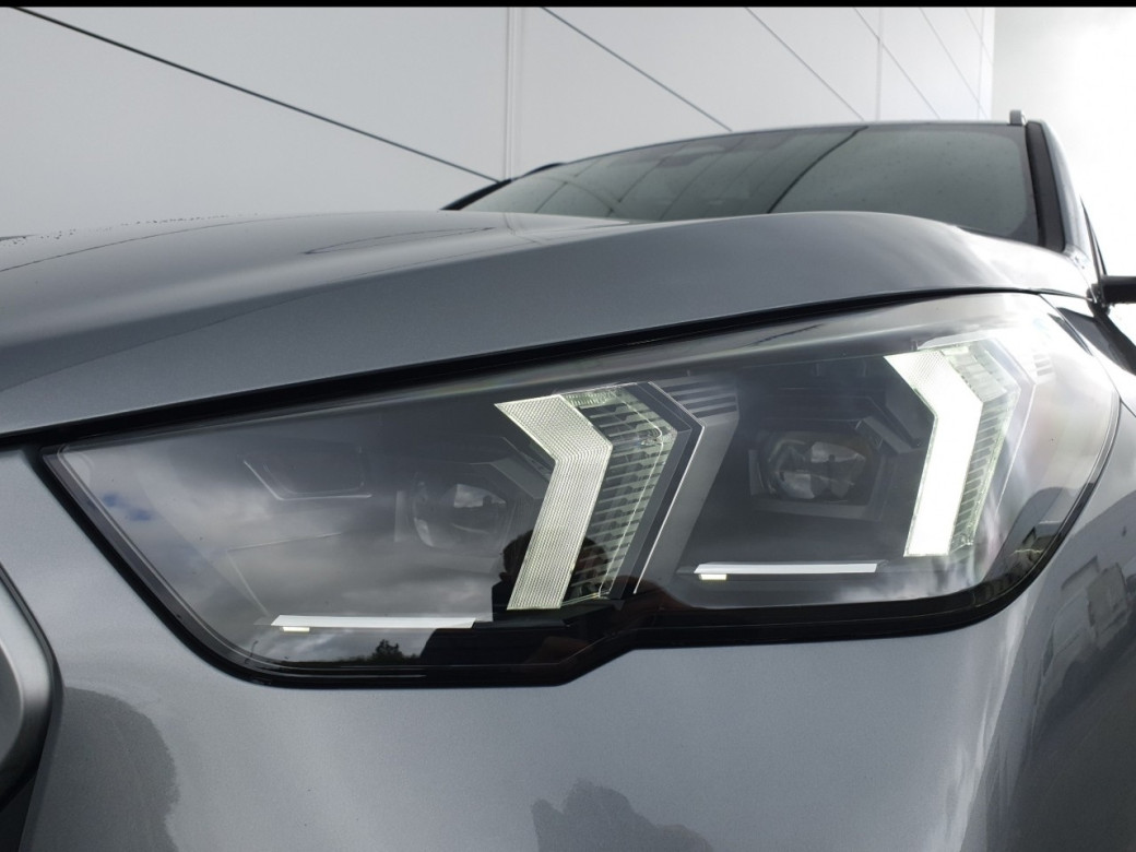 2025 BMW iX2