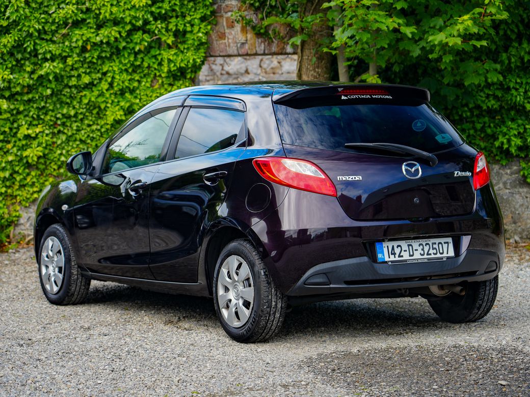 2014 Mazda Demio