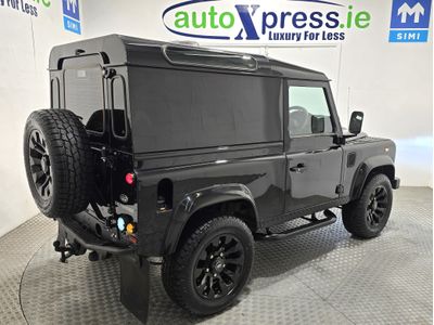 2014 Land Rover Defender 90