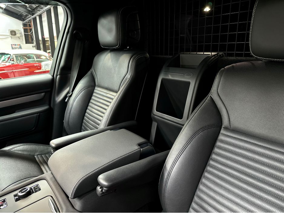 2023 Land Rover Discovery