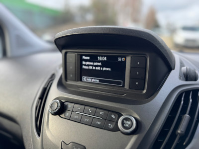 2023 Ford Transit Courier