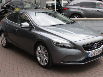 2016 Volvo V40