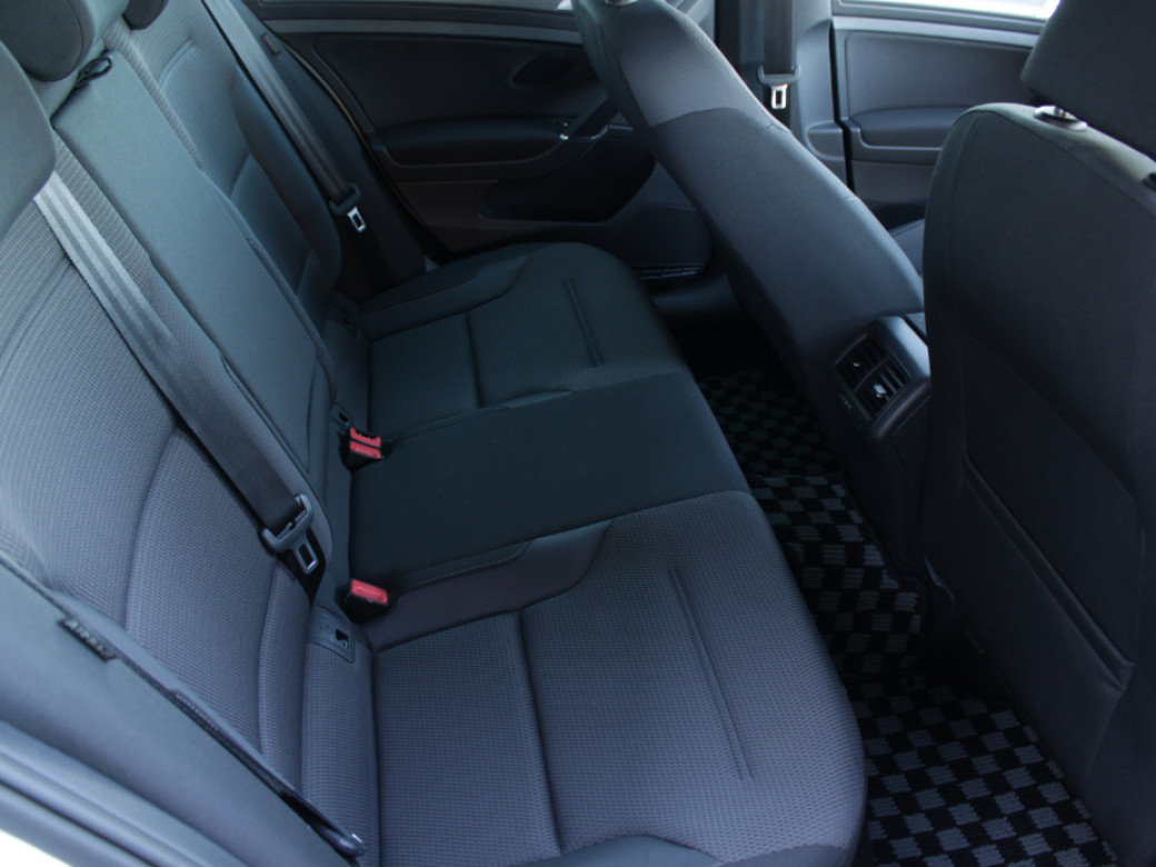 2020 Volkswagen Golf