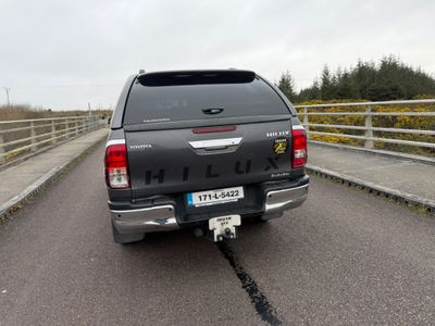 2017 Toyota Hilux