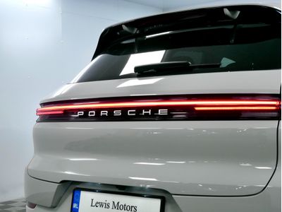 2024 Porsche Cayenne