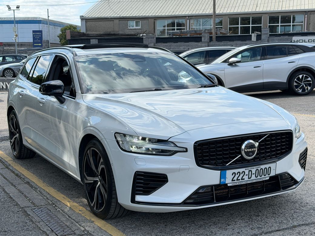 2022 Volvo V60