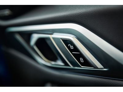 2024 BMW i4