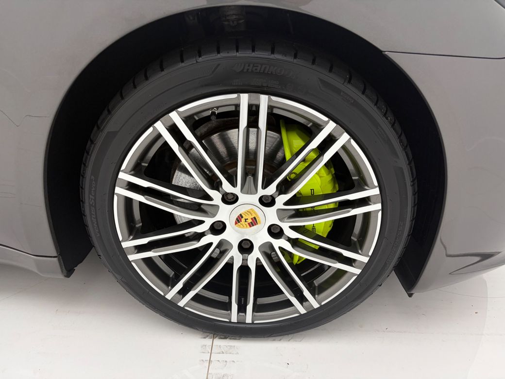 2016 Porsche Panamera